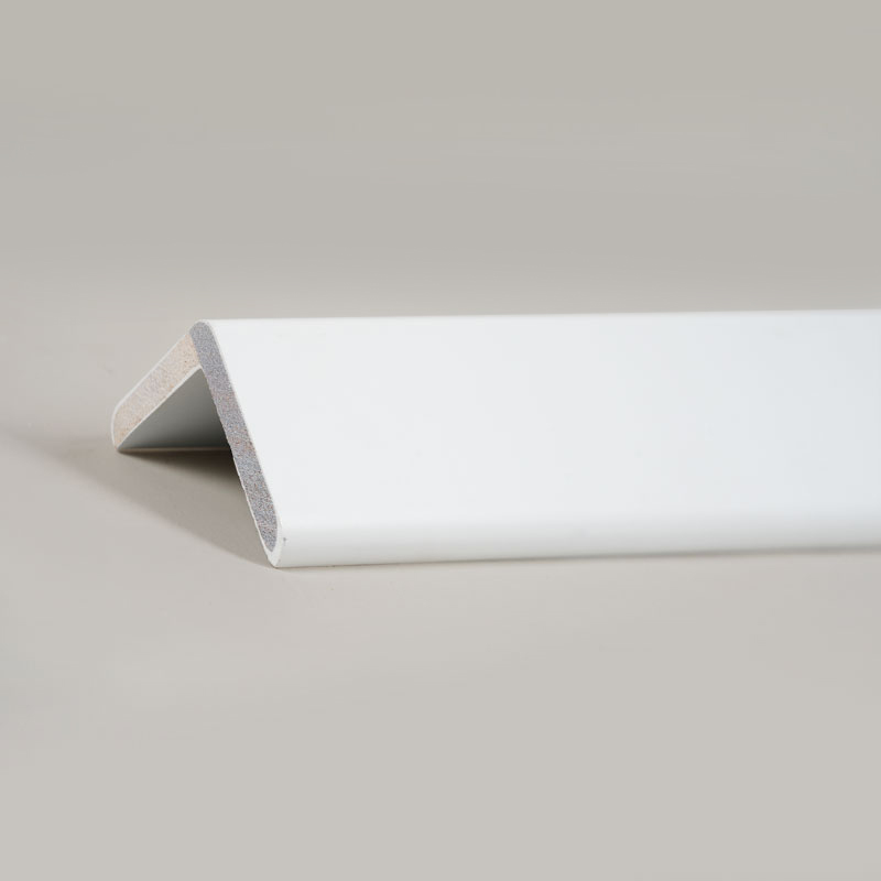 Tira de transición de madera maciza de ángulo recto (90°) (pintura + relleno) - blanco 1 1/2 