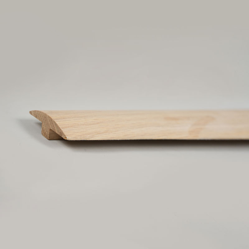 Moldura en T de Madera de Roble Blanco en Pieza Completa (Sin Pintar) – Color Roble Natural 9/32