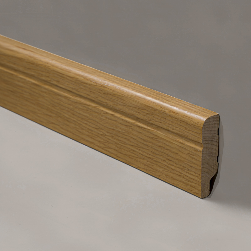 Rodapié de madera maciza (recubierto con chapa de roble blanco + pintura) - Color roble natural 1/2